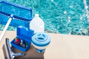 Equipment for testing quality of pool water and cleaning pool